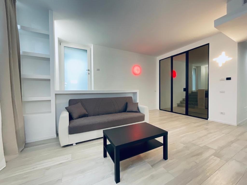 Milan New Apartments In Central מראה חיצוני תמונה